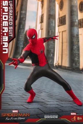 Hot Toys Spider-Man (Upgraded Suit) Sixth Scale Figure - 904867 - Movie Masterpiece Series - Spider-Man: Far From Home - Thumbnail