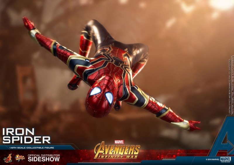 Spiderman Infinity War Iron Spider Sixth Scale Figure