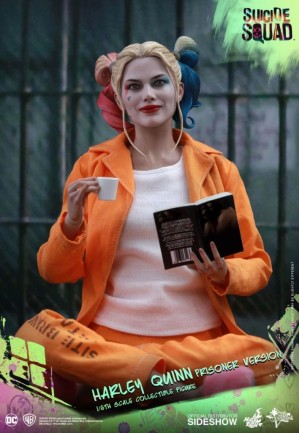 SS Harley Quinn Prisoner Version Sixth Scale Figure - Thumbnail