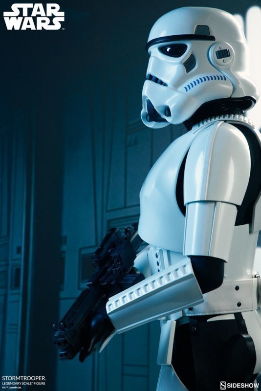 Stormtrooper Legendary Scale™ Figure