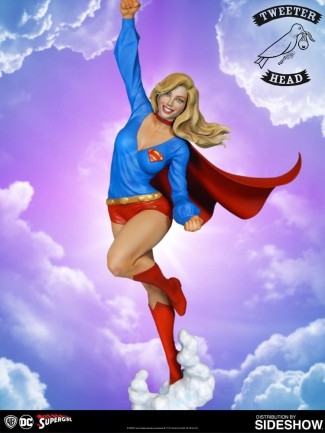 Hot Toys - Super Girl Maquette