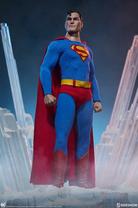 Sideshow Collectibles Superman Sixth Scale Figure