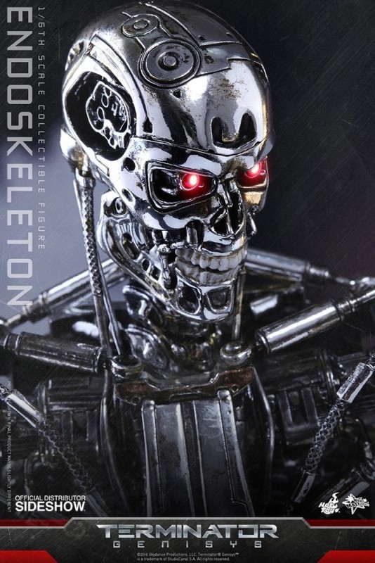 Terminator Genisys Endoskeleton Sixth Scale Figure