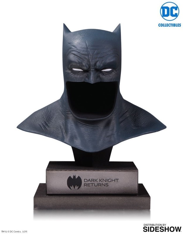 The Dark Knight Returns Batman Cowl Statue DC Gallery