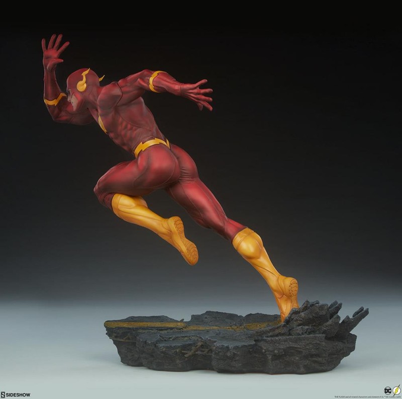 Sideshow Collectibles The Flash Premium Format Figure