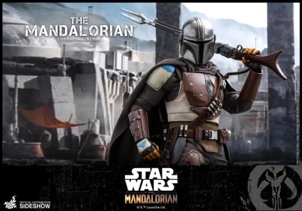 Hot Toys The Mandalorian Sixth Scale Figure - Thumbnail