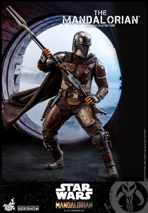 Hot Toys The Mandalorian Sixth Scale Figure - Thumbnail