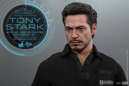 Tony Stark with Arc Reactor Creation Accessories Sixth Scale Figure - Thumbnail