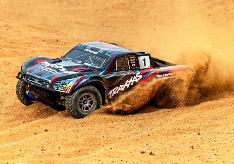 Traxxas 1/10 Slash 4x4 BL-2S 4X4 RTR 4WD Brushed Short Course 1/10 TQ Elektrikli Rc Model Araba Kırmızı
