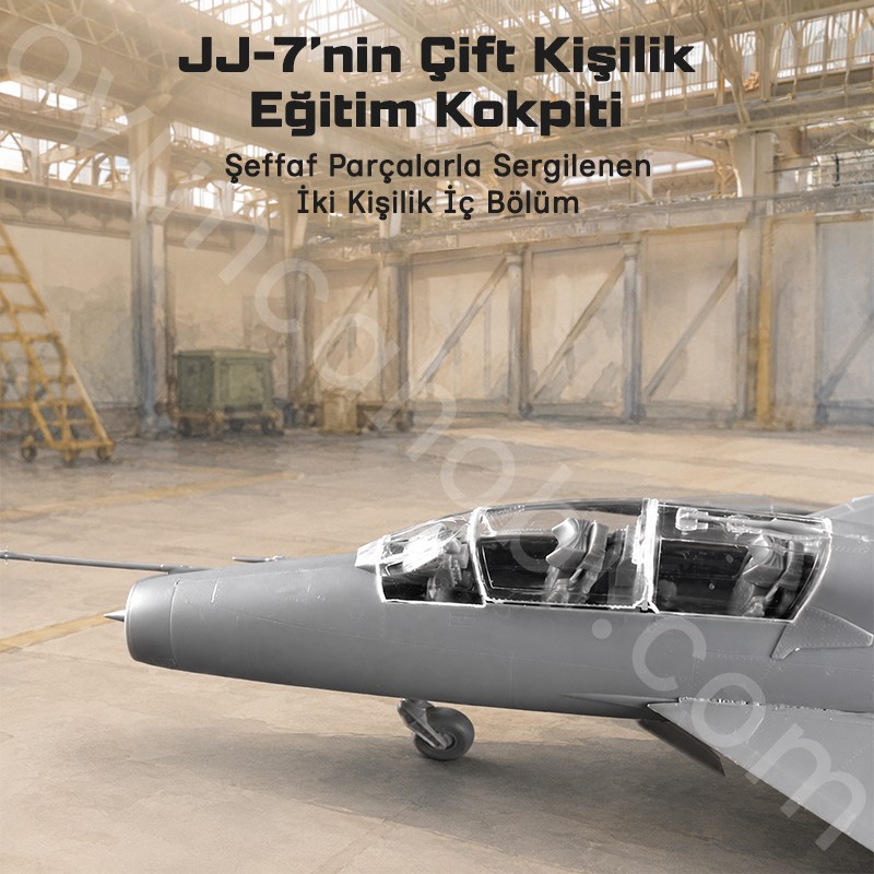 Trumpeter 02824 JJ-7 Trainer Maket Model Kit