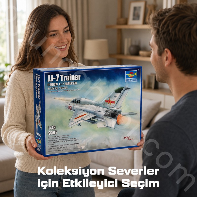 Trumpeter 02824 JJ-7 Trainer Maket Model Kit