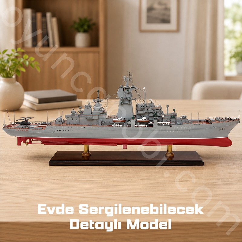 Trumpeter 04522 Russian battlecruiser Pyotr Velikiy Ex-Yuki Andropov Maket Model Kit