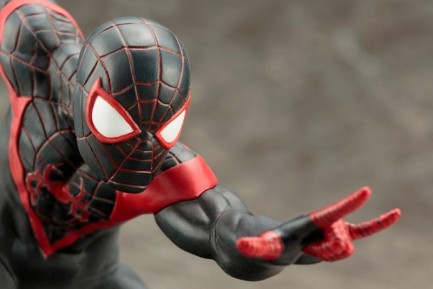 Ultimate Spider-Man ArtFx+ Statue - Thumbnail