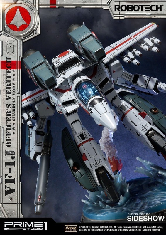 VF-1J Officers Veritech Guardian Mode Statue