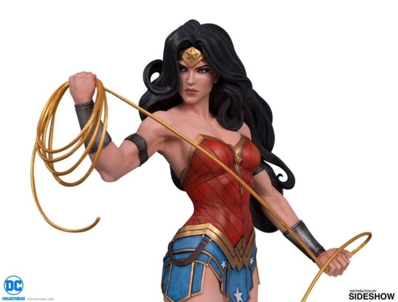 Wonder Woman Statue by DC Collectibles