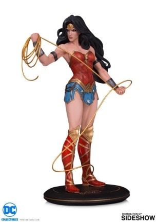 Wonder Woman Statue by DC Collectibles - Thumbnail