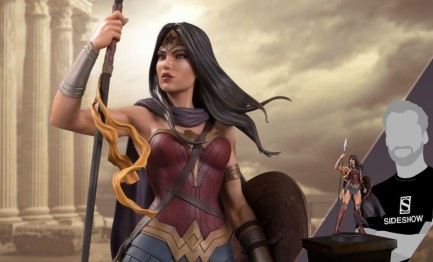 Wonder Woman Statue by DC Collectibles - Thumbnail