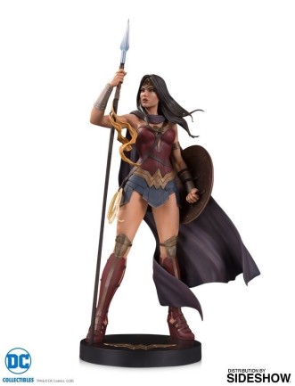 Wonder Woman Statue by DC Collectibles - Thumbnail