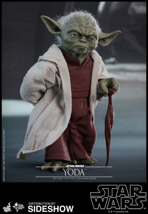 Hot Toys - Yoda Sixth Scale Figure Ep II: Attack of the Clones - Movie Masterpiece Series
