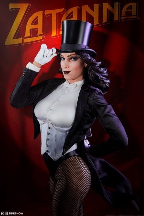 Sideshow Collectibles - Zatanna Premium Format Figure